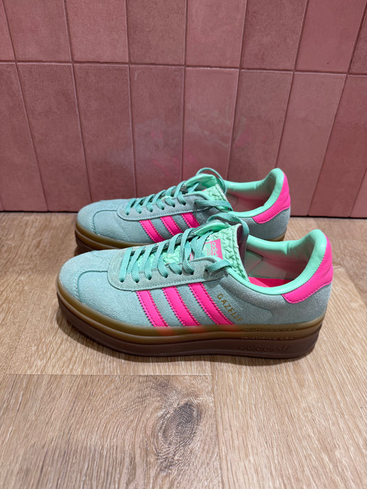 Baskets adidas  gazelle T.38