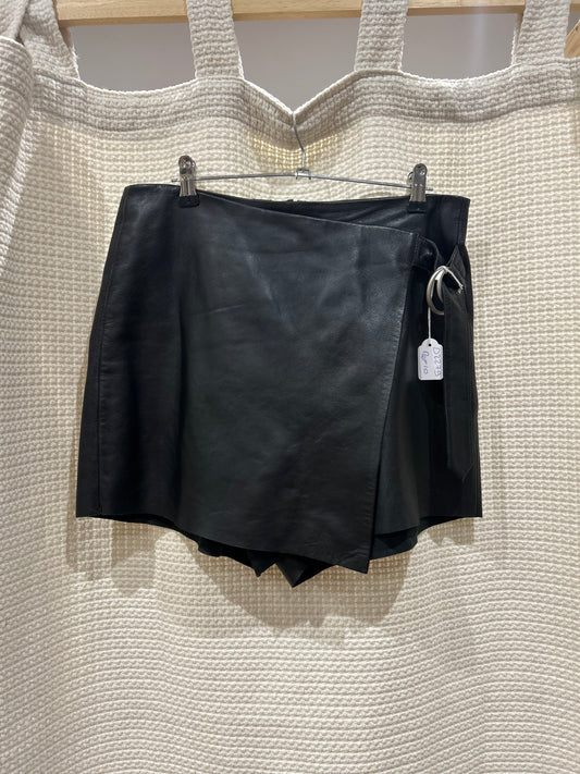 Short en cuir IKKS Taille 38