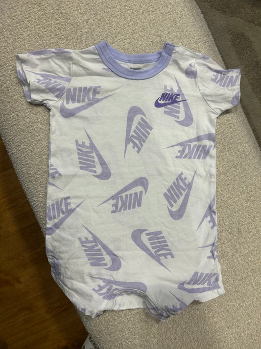 Body enfant Nike Taille 6/12 mois