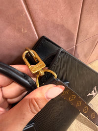 Sac Louis Vuitton plat épi bb 17/06