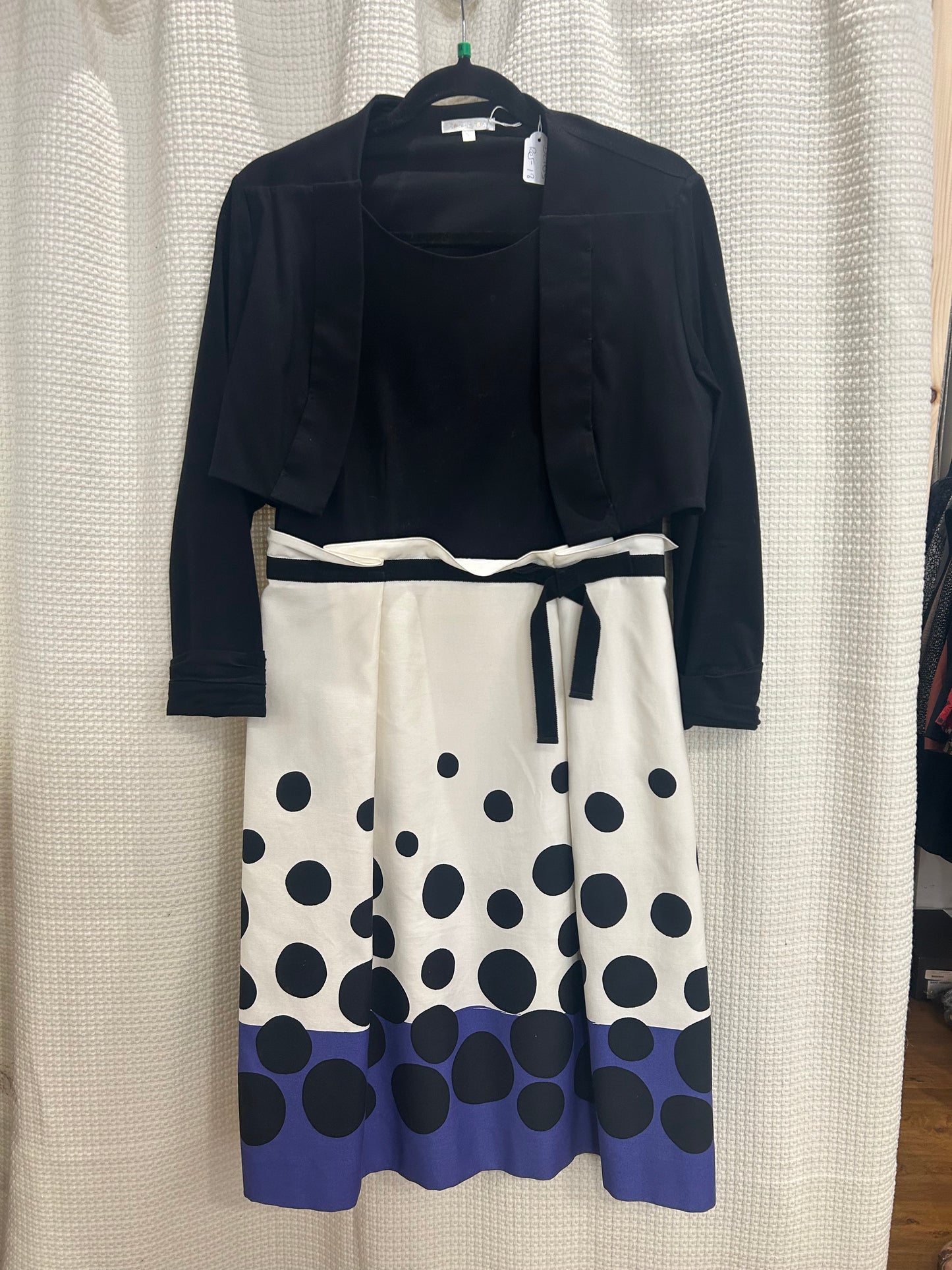 Robe Paul Ka avec Bolera Taille XL