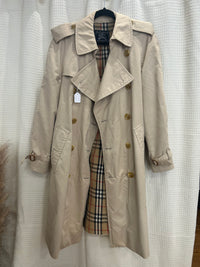 Trench Taille L / XL burberry