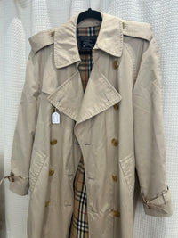 Trench Taille L / XL burberry