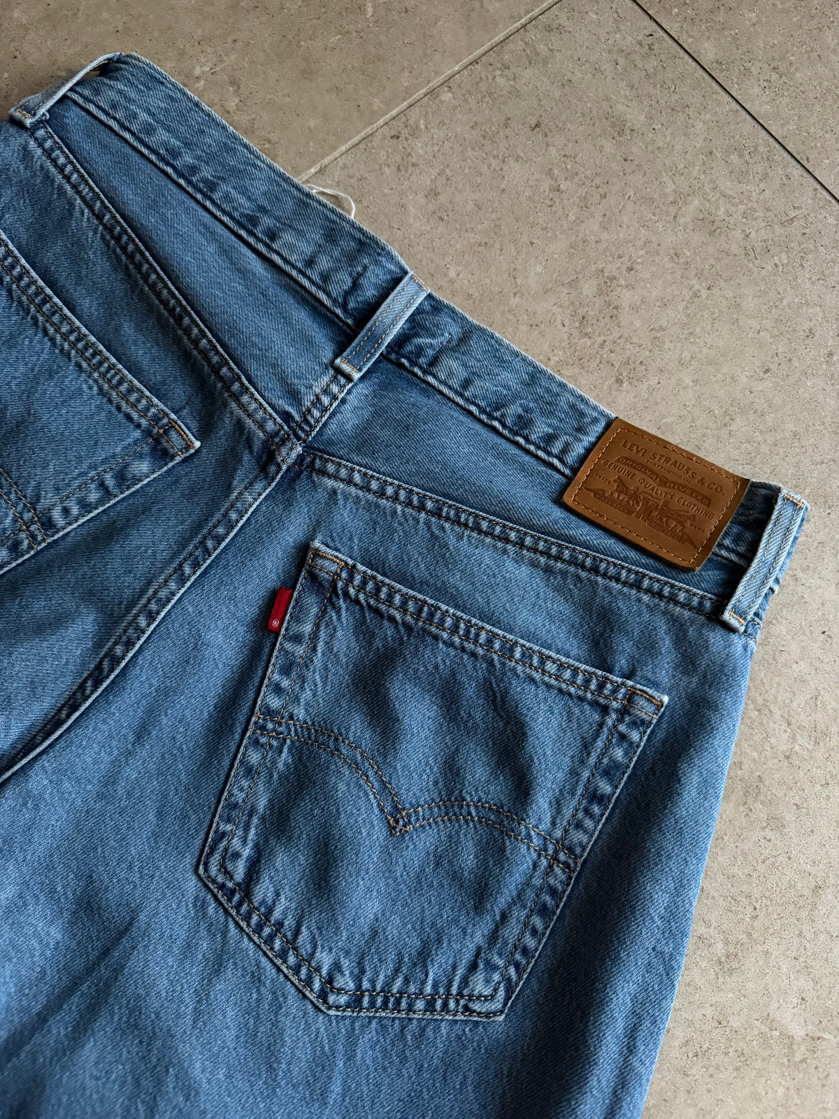 Jean Levis baggy dad wide leg w29 L 32 17/08