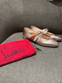 Chaussures Christian Louboutin T.38,5 28/10