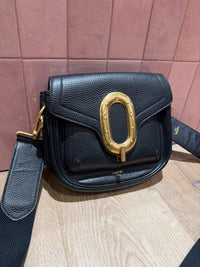 Sac noir Lancel en bandoulière, ovale, détail doré 29/10